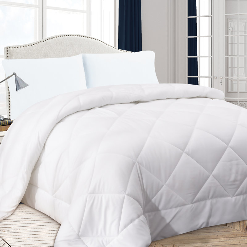 Alwyn Home Diamond Quilt All Season Down Alternative Comforter